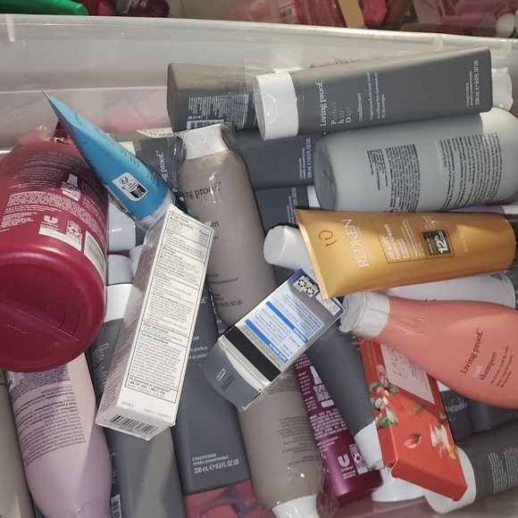 Hair care - Picture 2 of 2